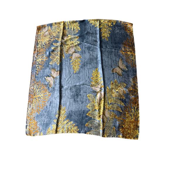 Elegant Beautiful Multi-Color Blue & Yellow Scarf - Size: 32x68 - Picture 4 of 7